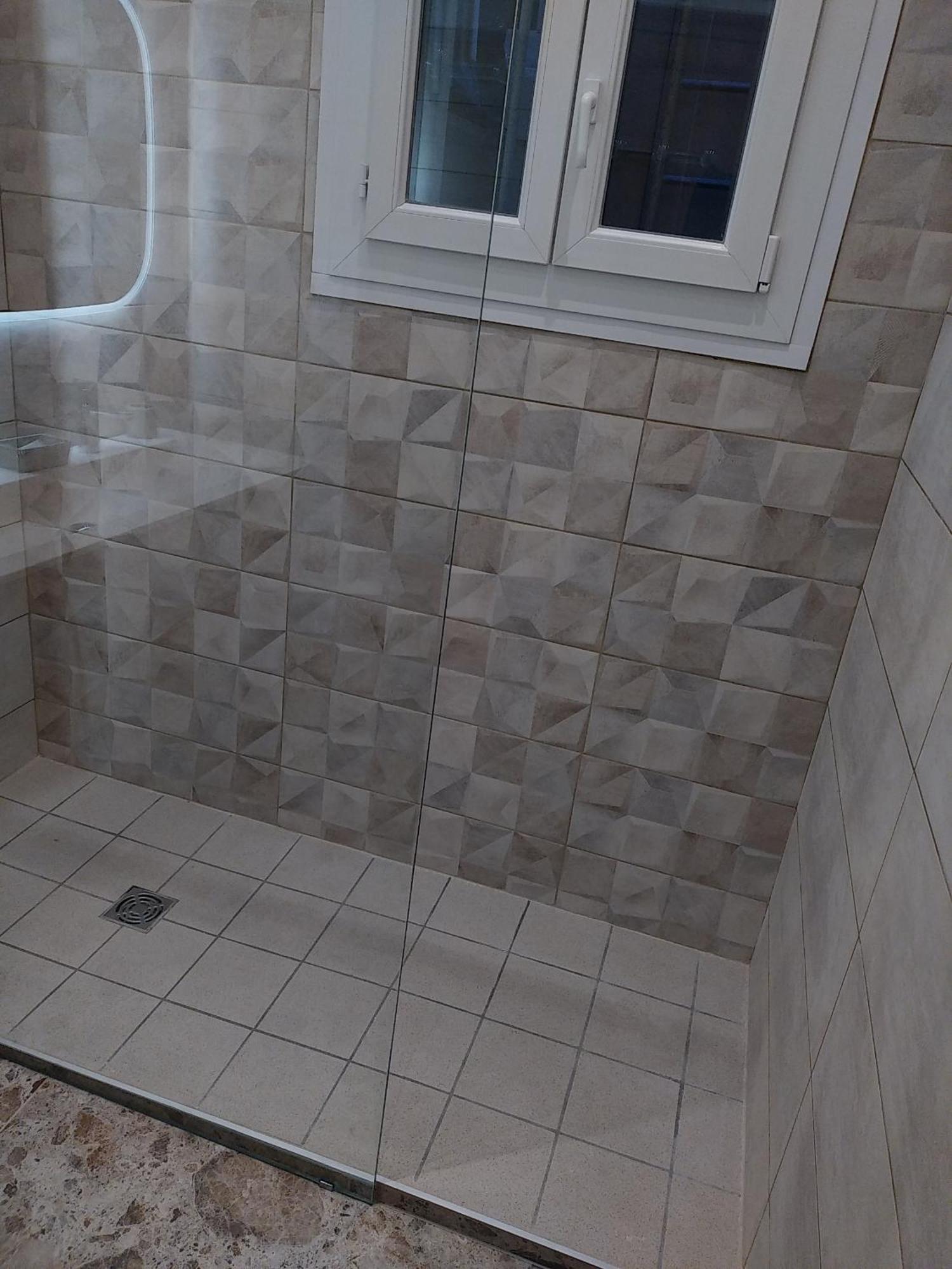 Appartement 4 A 8 Personnes, Spacieux De Standing Classe 4 Etoiles Nimes Exterior photo